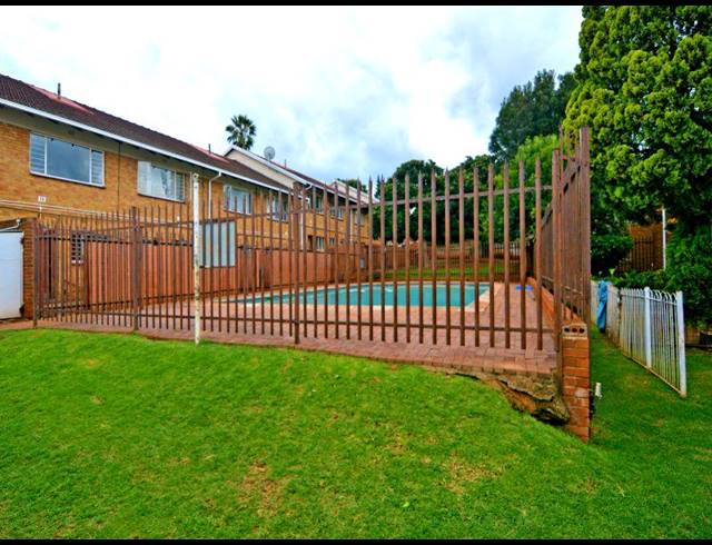 2 BEDROOM APARTMENT FOR SALE IN WINDSOR